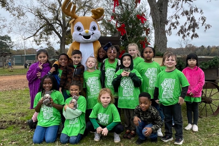 Prince Sverre Magnus of Norway, Leon Thomas III posing for a photo